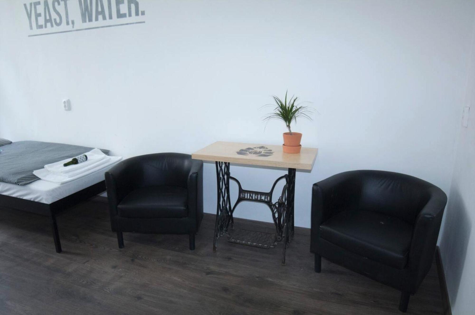 Bed'N'Beer Apartment บูดาเปสต์ ภายนอก รูปภาพ