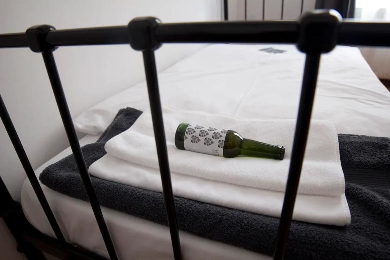Bed'N'Beer Apartment บูดาเปสต์ ภายนอก รูปภาพ